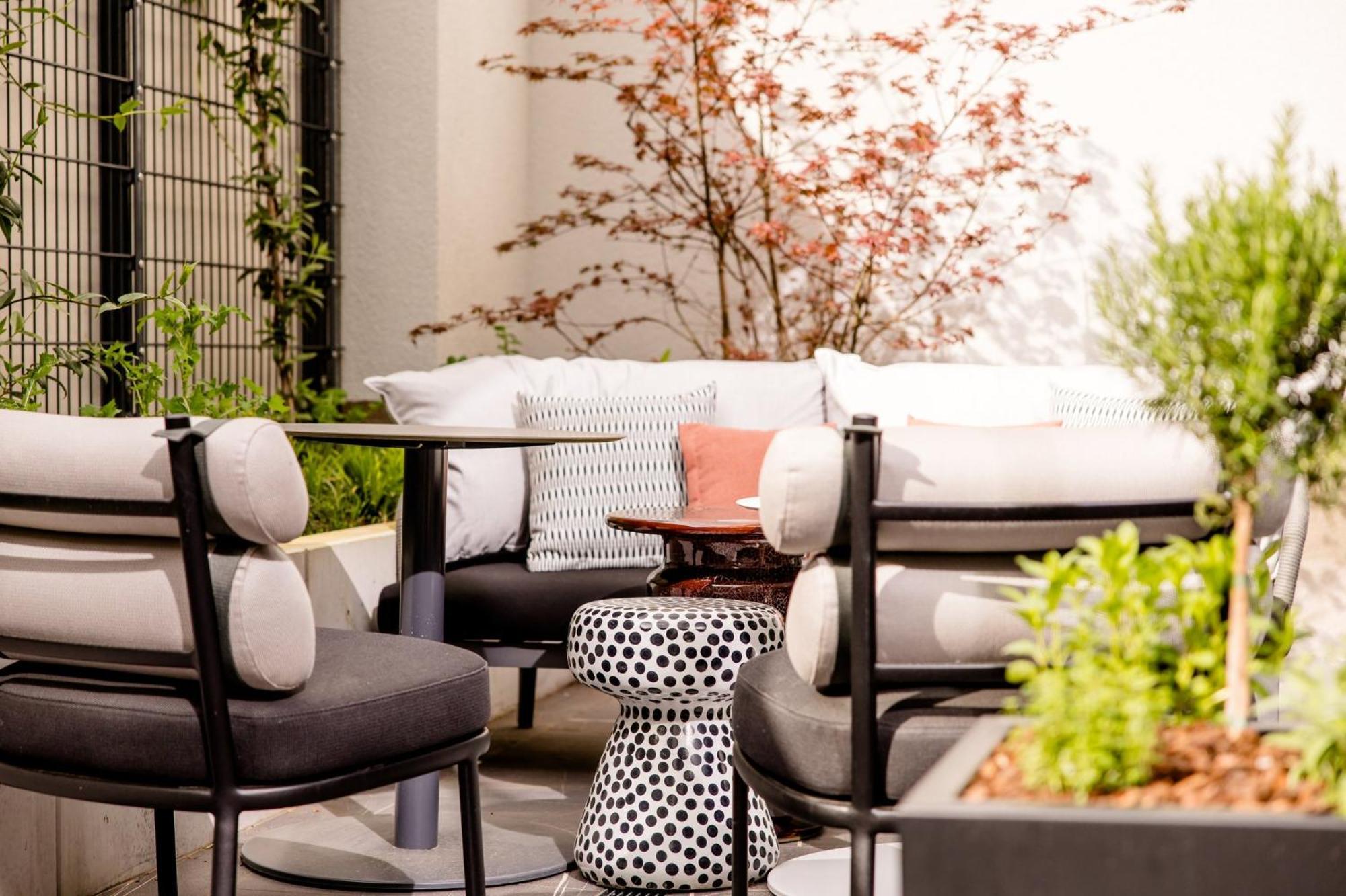 Motel One Karlsruhe Exterior photo